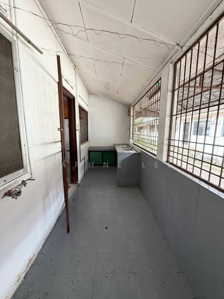 Rumah Teres 1 Tingkat untuk Dijual di Taman Johor Jaya (Johor Bahru) - Daphne Lee - Balcony - PropertyGuru.com.my