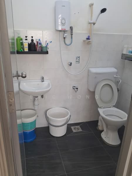 Apartment for Rent at Villa Krystal @ Bandar Selesa Jaya - Eric Wong - Bathroom - PropertyGuru.com.my