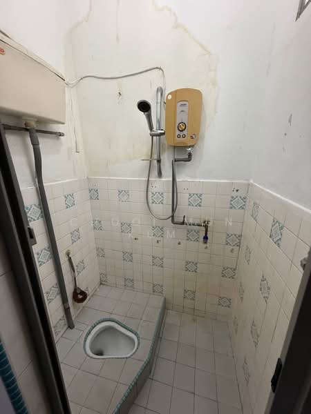 Rumah Teres 2 Tingkat untuk Disewa di Taman Sri Rampai (Wangsa Maju) - Chooi Mun Kum - Bathroom - PropertyGuru.com.my