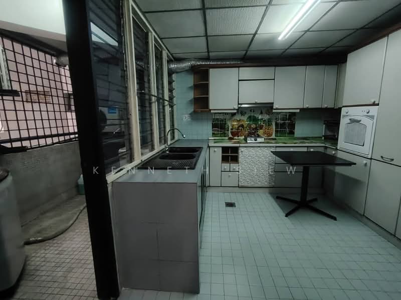 Condominium for Rent at Plaza Berjaya - Kenneth Siew - Kitchen - PropertyGuru.com.my