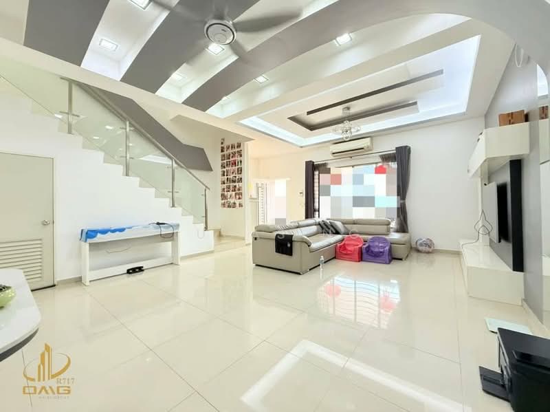 2-storey Terraced House for Sale in Setia Indah (Setia Alam) - Lucas Ng - Living Room - PropertyGuru.com.my