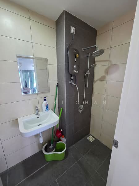 Condominium for Rent at The Holmes 1 - KINKI CHAN - Bathroom - PropertyGuru.com.my