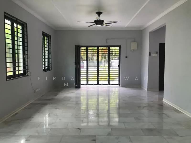 Bungalow for Sale in Bukit Beruntung (Selangor) - Firdaussazwan Mustafa - Living Room - PropertyGuru.com.my