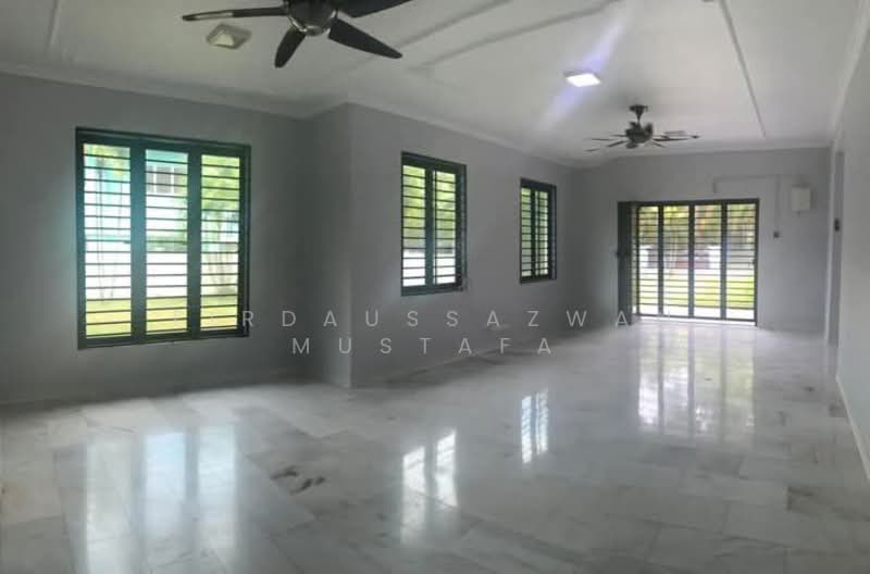 Bungalow for Sale in Bukit Beruntung (Selangor) - Firdaussazwan Mustafa - Living Room - PropertyGuru.com.my