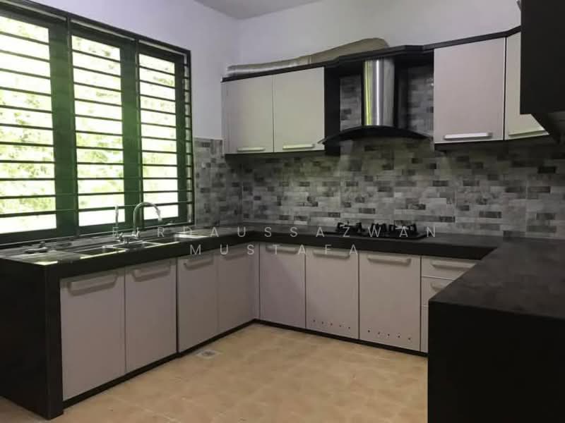 Bungalow for Sale in Bukit Beruntung (Selangor) - Firdaussazwan Mustafa - Kitchen - PropertyGuru.com.my