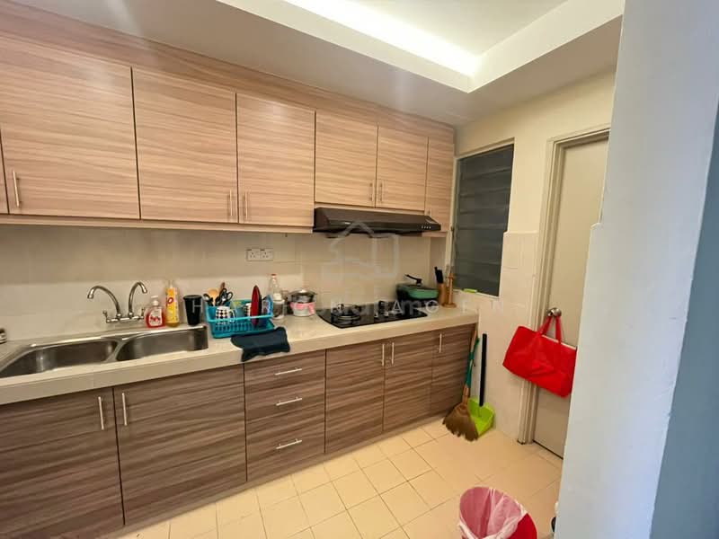 Pangsapuri untuk Dijual di Residensi Bistaria - Haron Agen - Kitchen - PropertyGuru.com.my