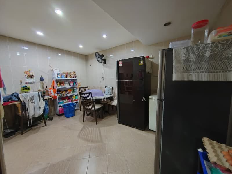 2-storey Terraced House for Sale in Bandar Mahkota Cheras (Cheras) - Kenny Lai - Kitchen - PropertyGuru.com.my