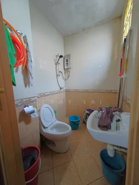 2-storey Terraced House for Sale in Bandar Mahkota Cheras (Cheras) - Kenny Lai - Bathroom - PropertyGuru.com.my