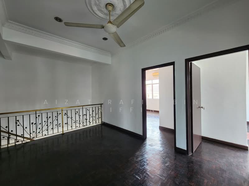Semi-Detached House for Sale in Bangi (Selangor) - Aizat Rafiq Bin Ariffin - Interior - PropertyGuru.com.my