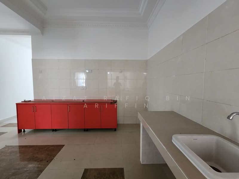 Semi-Detached House for Sale in Bangi (Selangor) - Aizat Rafiq Bin Ariffin - Kitchen - PropertyGuru.com.my
