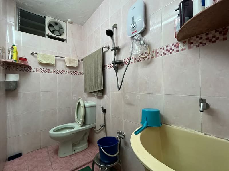 Rumah Berkembar untuk Dijual di Taman Seri Impian (Alor Setar) - Ryan Ooi - Bathroom - PropertyGuru.com.my