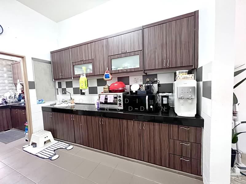 Rumah Teres untuk Dijual di Sungai Buloh (Selangor) - NORFADILAH ZAINUDDIN - Kitchen - PropertyGuru.com.my