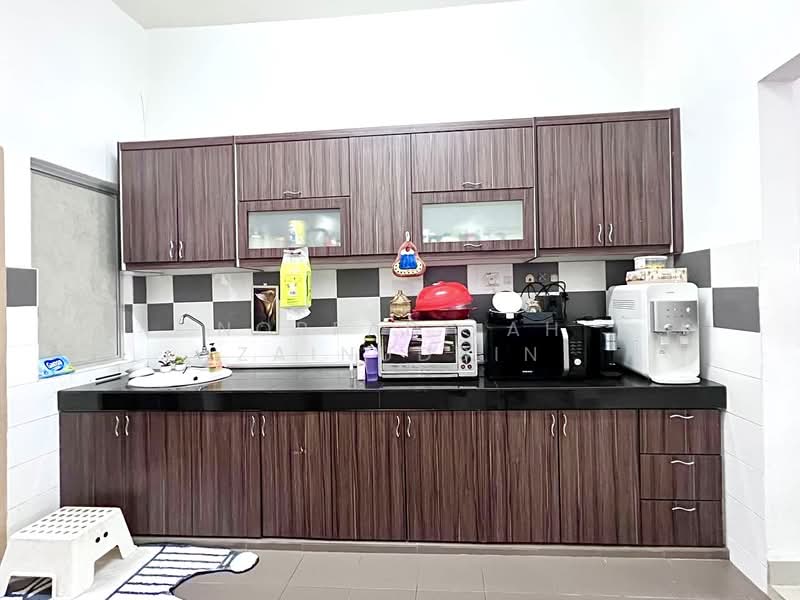 Rumah Teres untuk Dijual di Sungai Buloh (Selangor) - NORFADILAH ZAINUDDIN - Kitchen - PropertyGuru.com.my