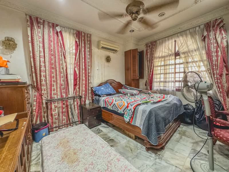 Rumah Banglo untuk Dijual di Seksyen 3 (Shah Alam) - Nazrin Hakimin - PropertyGuru.com.my