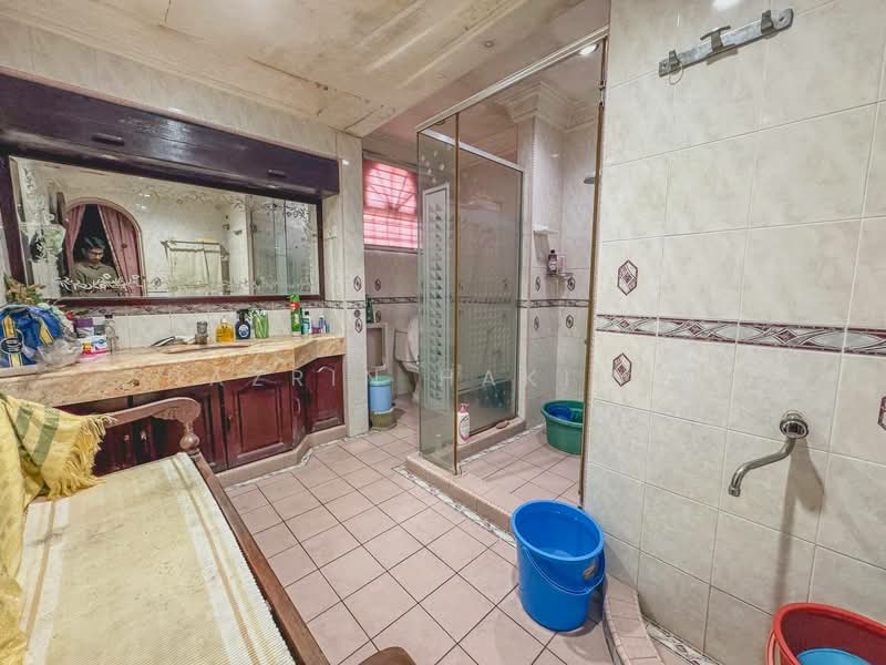 Rumah Banglo untuk Dijual di Seksyen 3 (Shah Alam) - Nazrin Hakimin - PropertyGuru.com.my