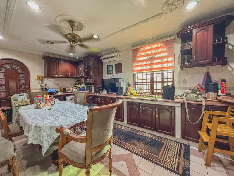 Rumah Banglo untuk Dijual di Seksyen 3 (Shah Alam) - Nazrin Hakimin - PropertyGuru.com.my
