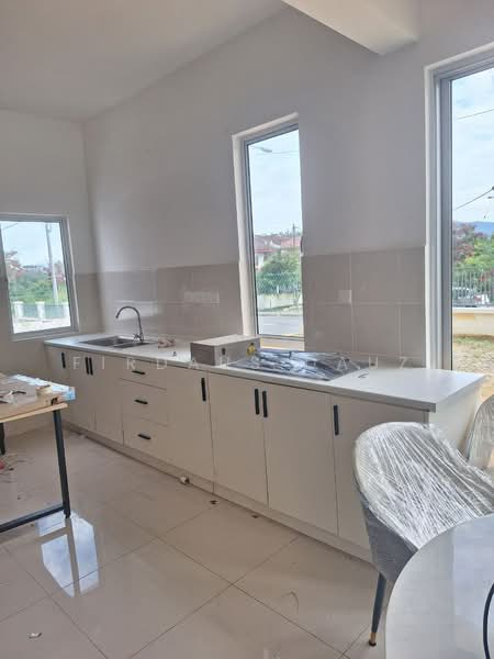 2-storey Terraced House for Sale in Beranang (Selangor) - Firdaus Dauz - Kitchen - PropertyGuru.com.my