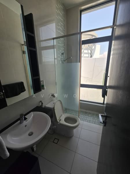 Kondominium untuk Disewa di Tropicana Grande - Ava Wong - Bathroom - PropertyGuru.com.my