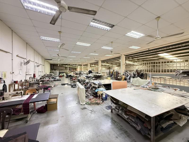 Kilang Berkembar untuk Dijual di Bukit Angkat (Kajang) - Lily Tan - Interior - PropertyGuru.com.my