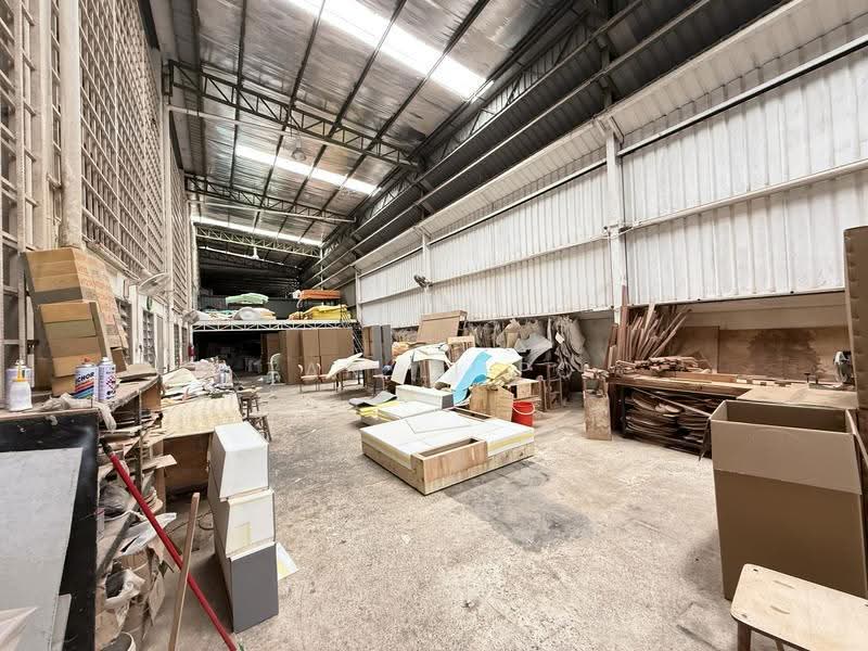 Kilang Berkembar untuk Dijual di Bukit Angkat (Kajang) - Lily Tan - Interior - PropertyGuru.com.my