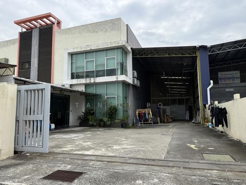 Kilang Berkembar untuk Dijual di Bukit Angkat (Kajang) - Lily Tan - Exterior - PropertyGuru.com.my