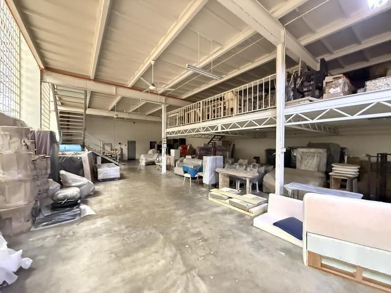 Kilang Berkembar untuk Dijual di Bukit Angkat (Kajang) - Lily Tan - Interior - PropertyGuru.com.my