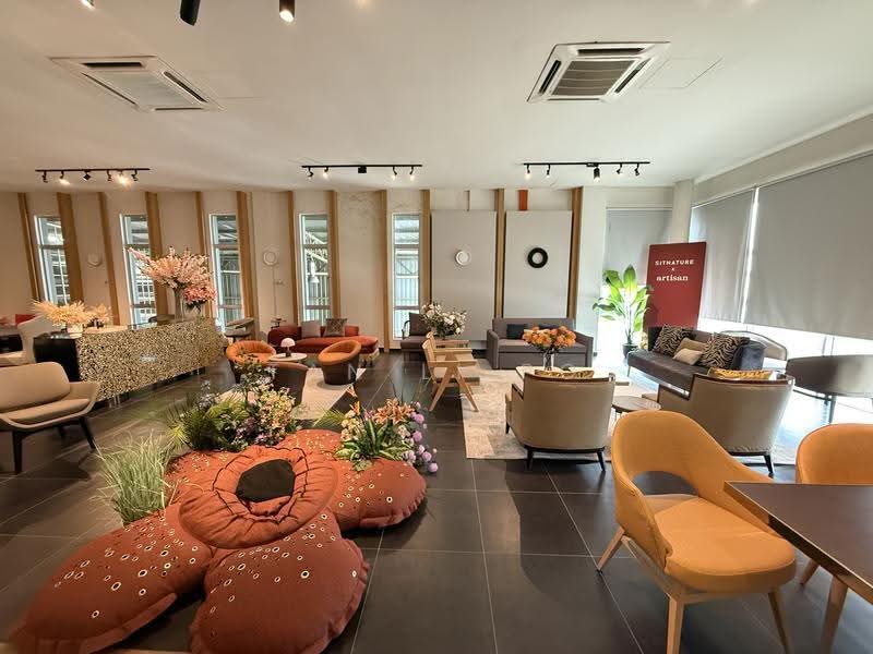 Kilang Berkembar untuk Dijual di Bukit Angkat (Kajang) - Lily Tan - Living Room - PropertyGuru.com.my