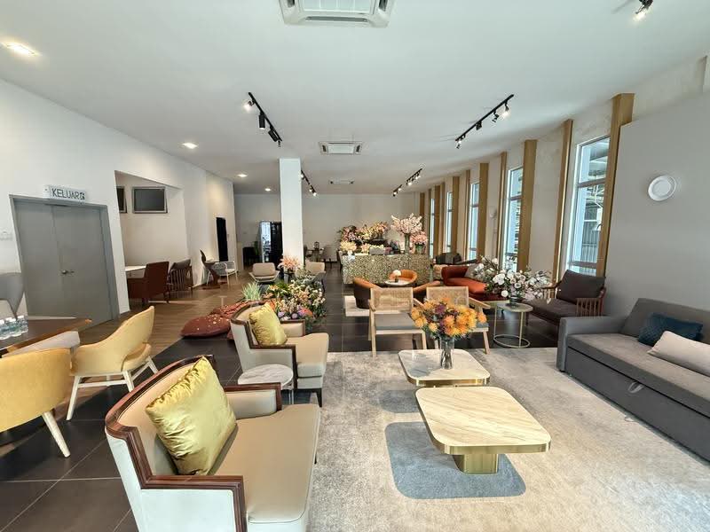 Kilang Berkembar untuk Dijual di Bukit Angkat (Kajang) - Lily Tan - Living Room - PropertyGuru.com.my
