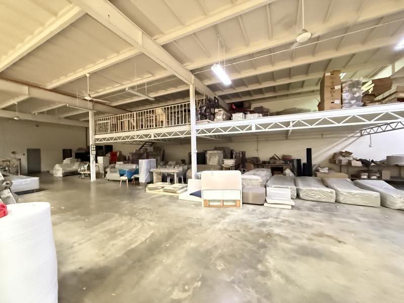 Kilang Berkembar untuk Dijual di Bukit Angkat (Kajang) - Lily Tan - Interior - PropertyGuru.com.my