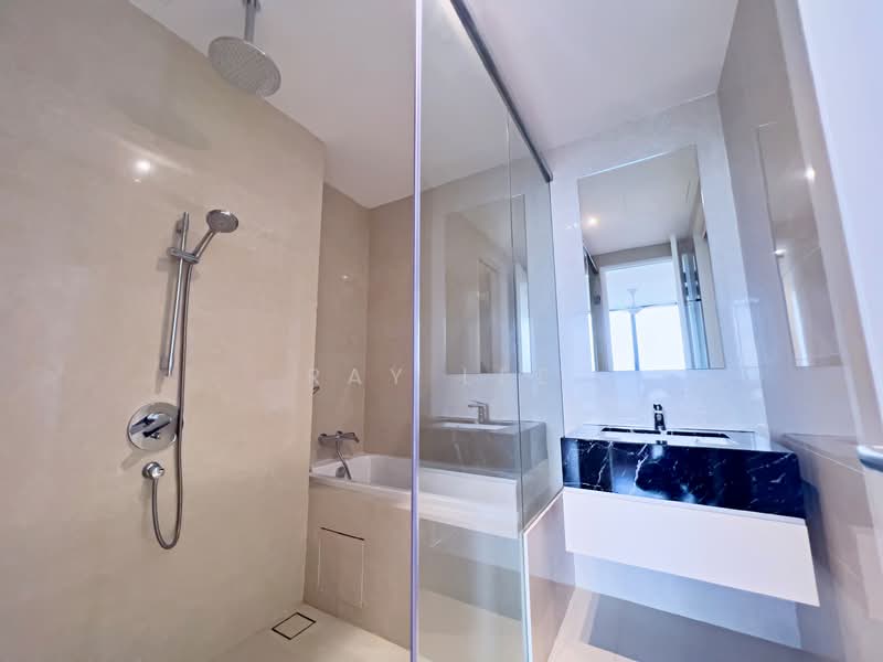 Servis Apartment untuk Disewa di Pavilion Ceylon Hill - Ray Lee - Bathroom - PropertyGuru.com.my