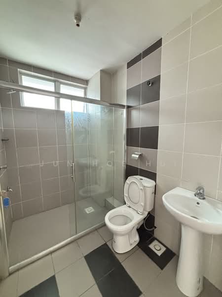 Rumah Teres 2.5 Tingkat untuk Dijual di Kota Kinabalu (Sabah) - Jun Hoe Hui - Bathroom - PropertyGuru.com.my