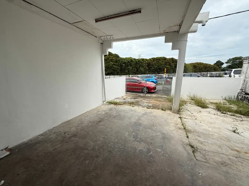 1-storey Terraced House for Sale in Bakri (Johor) - Albert Liew - Exterior - PropertyGuru.com.my