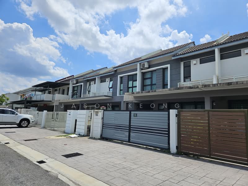 Rumah Teres 2 Tingkat untuk Dijual di Lakeside Residences (Puchong) - Jason Keong - Exterior - PropertyGuru.com.my