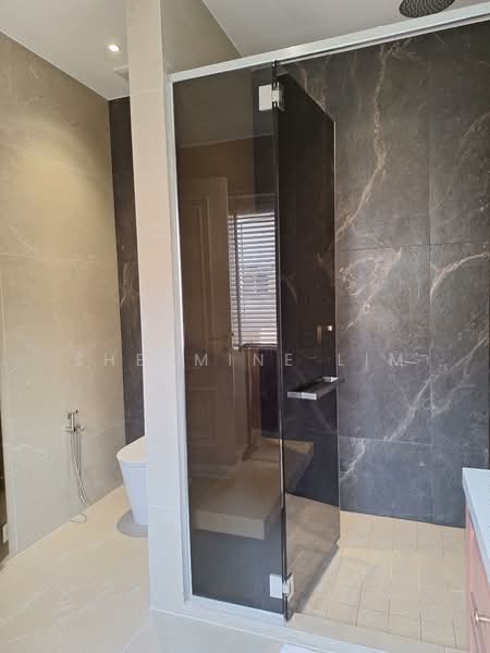 Bungalow for Sale in Kuala Lumpur (Kuala Lumpur) - Shermine Lim - Bathroom - PropertyGuru.com.my