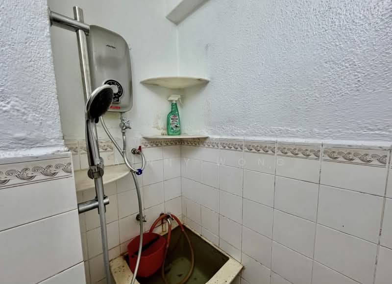 Apartment for Rent at Majestic Height - Rainny Wong - Bathroom - PropertyGuru.com.my