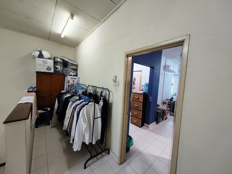 Rumah Teres 2 Tingkat untuk Dijual di Bukit Jelutong (Shah Alam) - Billy Lee - Interior - PropertyGuru.com.my