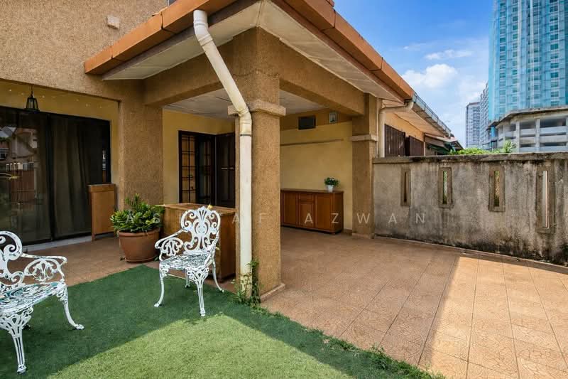 Terraced House for Sale in Taman Bukit Subang (Shah Alam) - Ashraf Azwan - Exterior - PropertyGuru.com.my