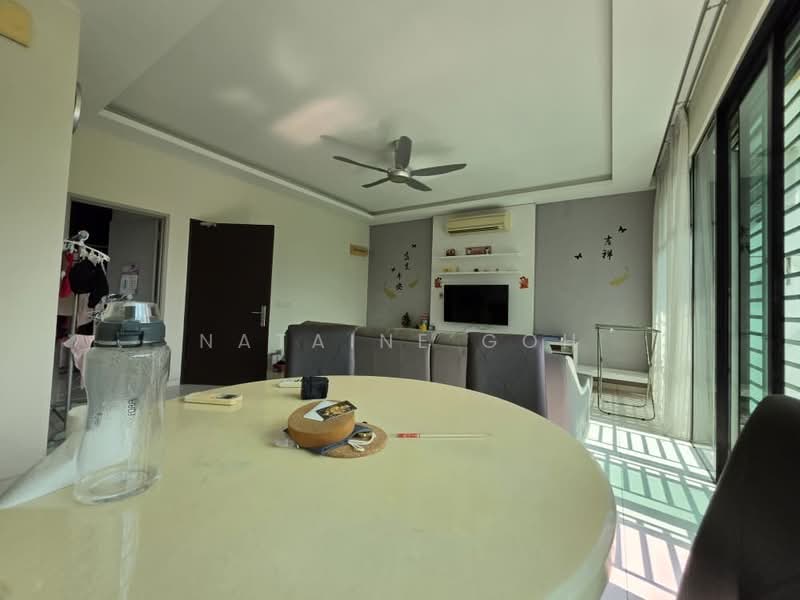 Servis Apartment untuk Disewa di The Sky Executive Suites - Nataine Goh - Living Room - PropertyGuru.com.my