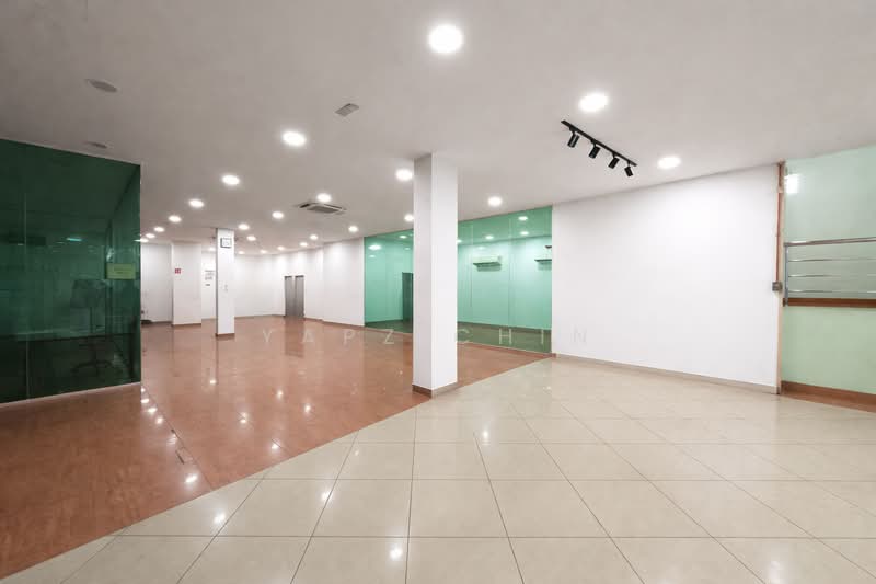 Detached Factory for Sale in Taman Perindustrian Puchong Utama (Puchong) - Yapz Chin - Lobby - PropertyGuru.com.my