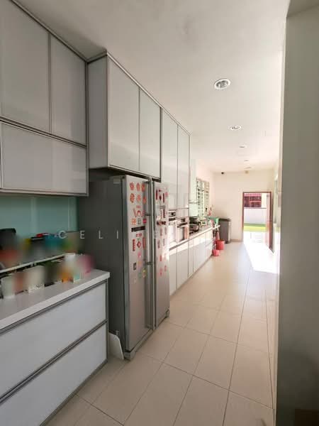 Bungalow for Sale in Taman Sutera (Yong Peng) - Celine Chai - Kitchen - PropertyGuru.com.my