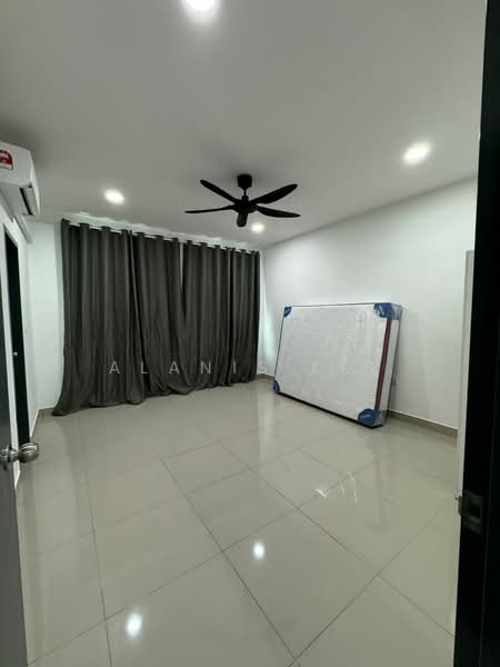 2-storey Terraced House for Rent in Johor Bahru (Johor) - Alanis Lee - Bedroom - PropertyGuru.com.my