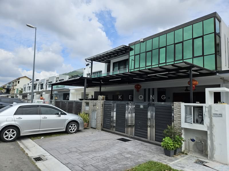 Rumah Teres 2 Tingkat untuk Dijual di Lakeside Residences (Puchong) - Jason Keong - Exterior - PropertyGuru.com.my