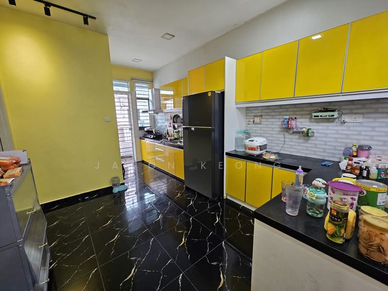 Rumah Teres 2 Tingkat untuk Dijual di Lakeside Residences (Puchong) - Jason Keong - Kitchen - PropertyGuru.com.my