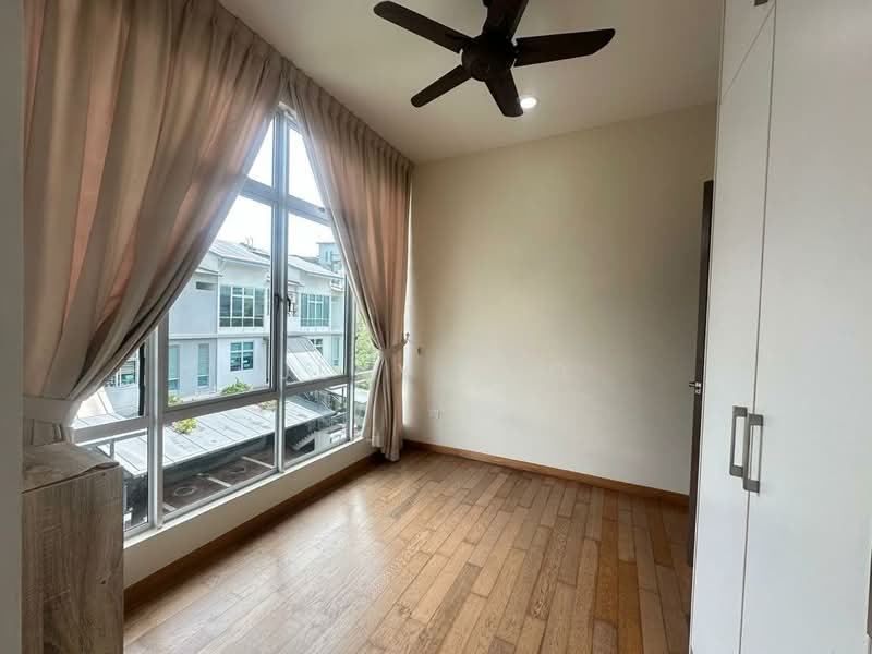 Rumah Bandar untuk Dijual di Taman Sutera Utama (Skudai) - Jeny Loo - Bedroom - PropertyGuru.com.my