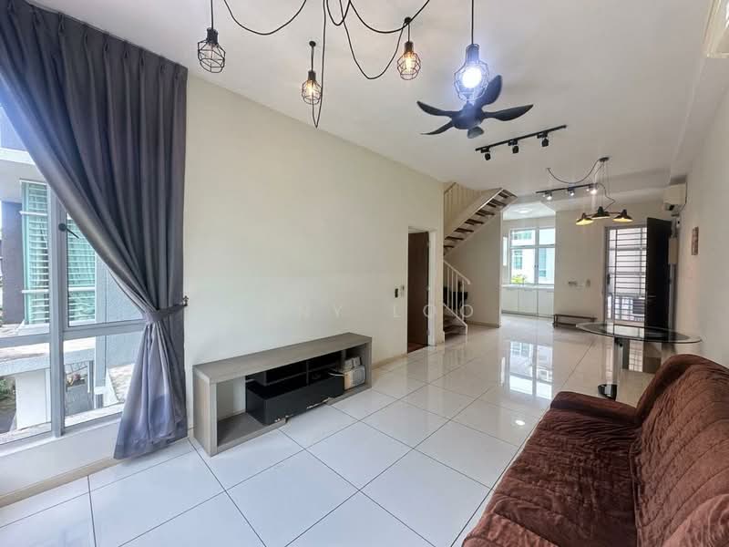 Rumah Bandar untuk Dijual di Taman Sutera Utama (Skudai) - Jeny Loo - Living Room - PropertyGuru.com.my