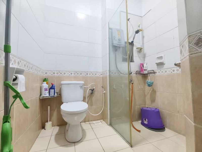 2-storey Terraced House for Sale in Bakri (Johor) - Albert Liew - Bathroom - PropertyGuru.com.my