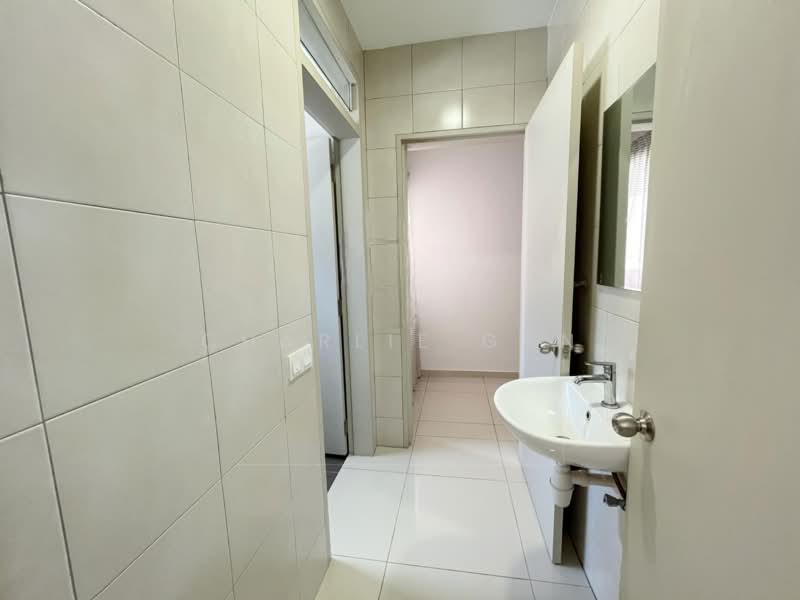 2-storey Terraced House for Sale in Bandar Rimbayu (Telok Panglima Garang) - Charlie Gan - Bathroom - PropertyGuru.com.my