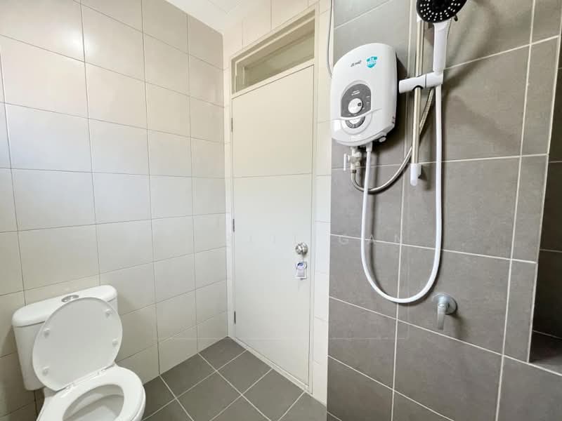 2-storey Terraced House for Sale in Bandar Rimbayu (Telok Panglima Garang) - Charlie Gan - Bathroom - PropertyGuru.com.my