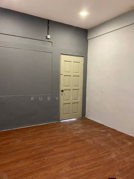 Shop for Sale in Taman Tasek (Johor Bahru) - Ruby Teow - Interior - PropertyGuru.com.my