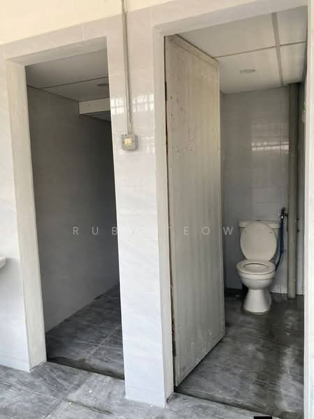 Shop for Sale in Taman Tasek (Johor Bahru) - Ruby Teow - Bathroom - PropertyGuru.com.my